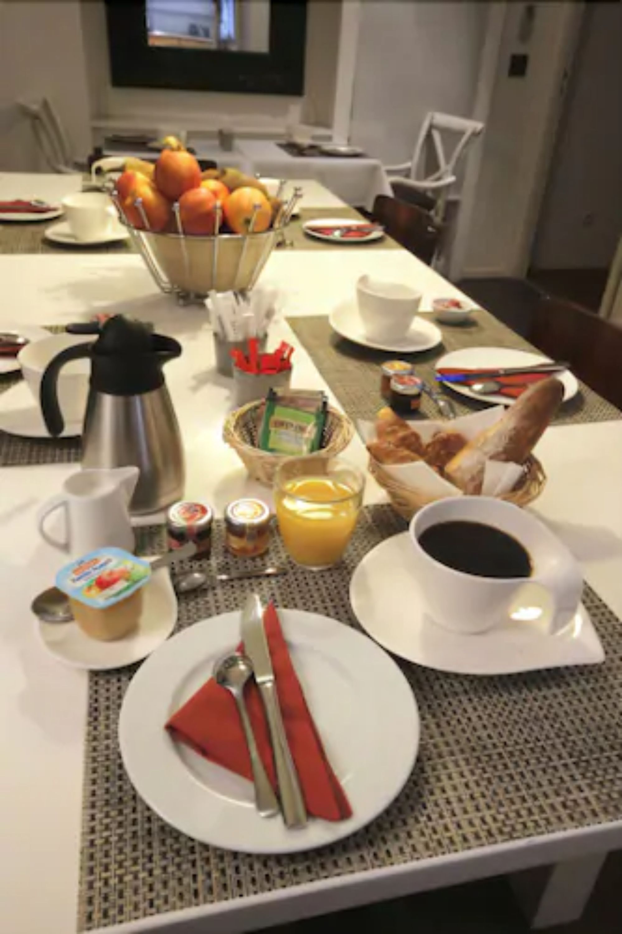 daily to-go breakfast (eur 12 per person)