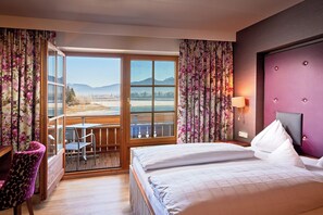 Superior Double Room | In-room safe, desk, iron/ironing board, free WiFi