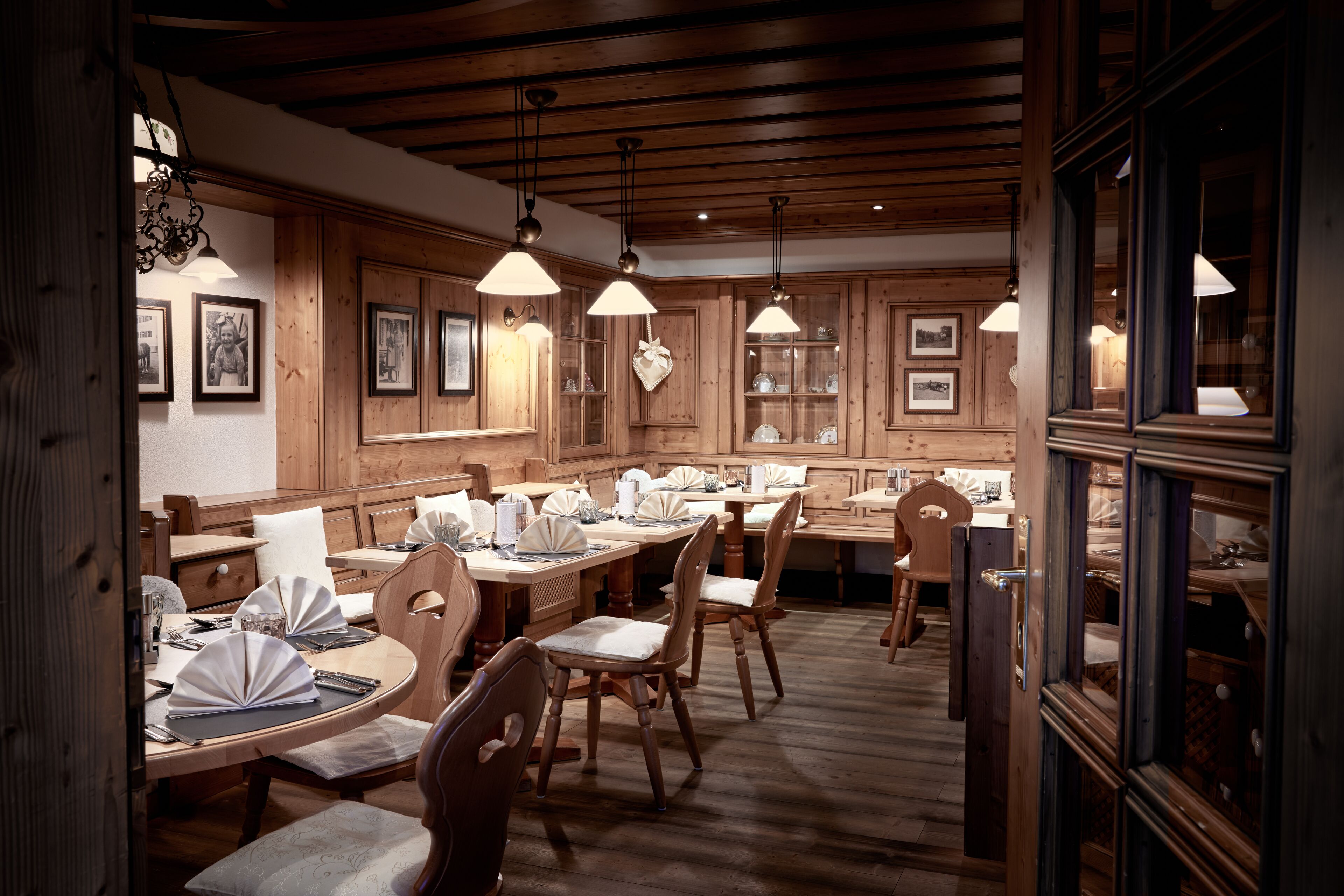 breakfast and dinner served