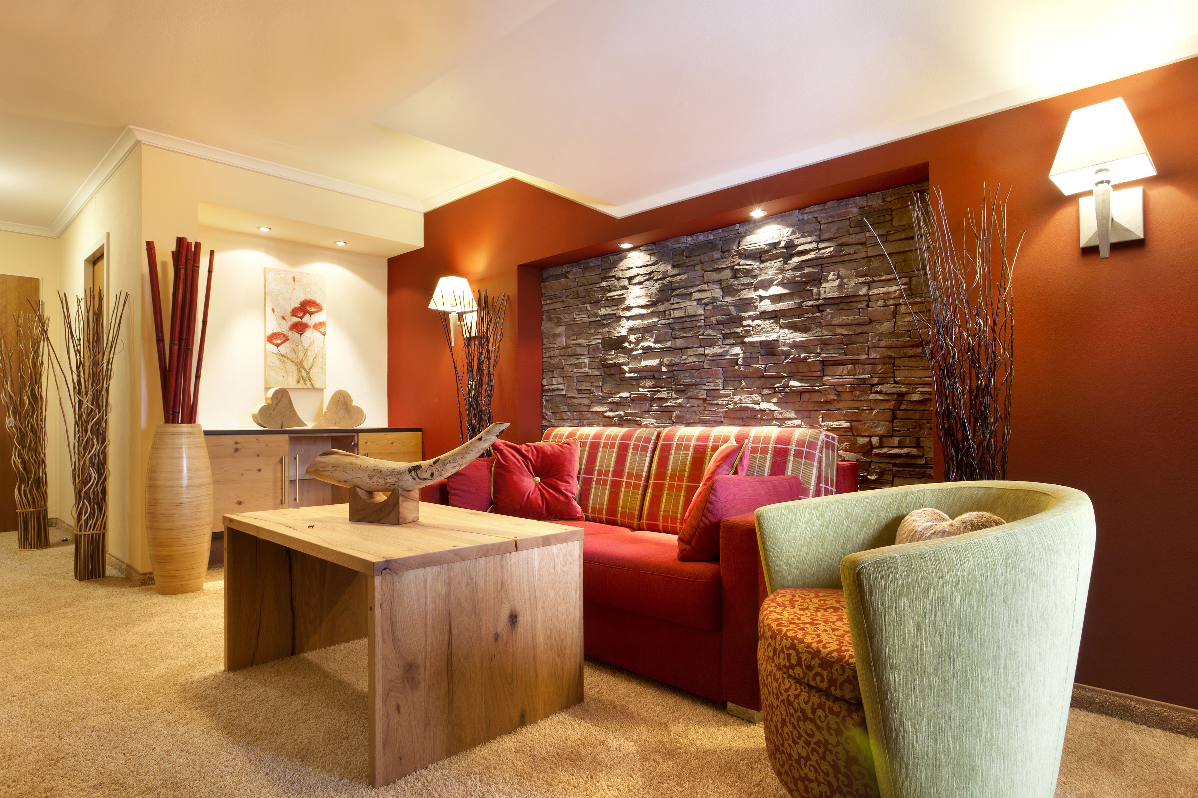 suite | living area | flat-screen tv