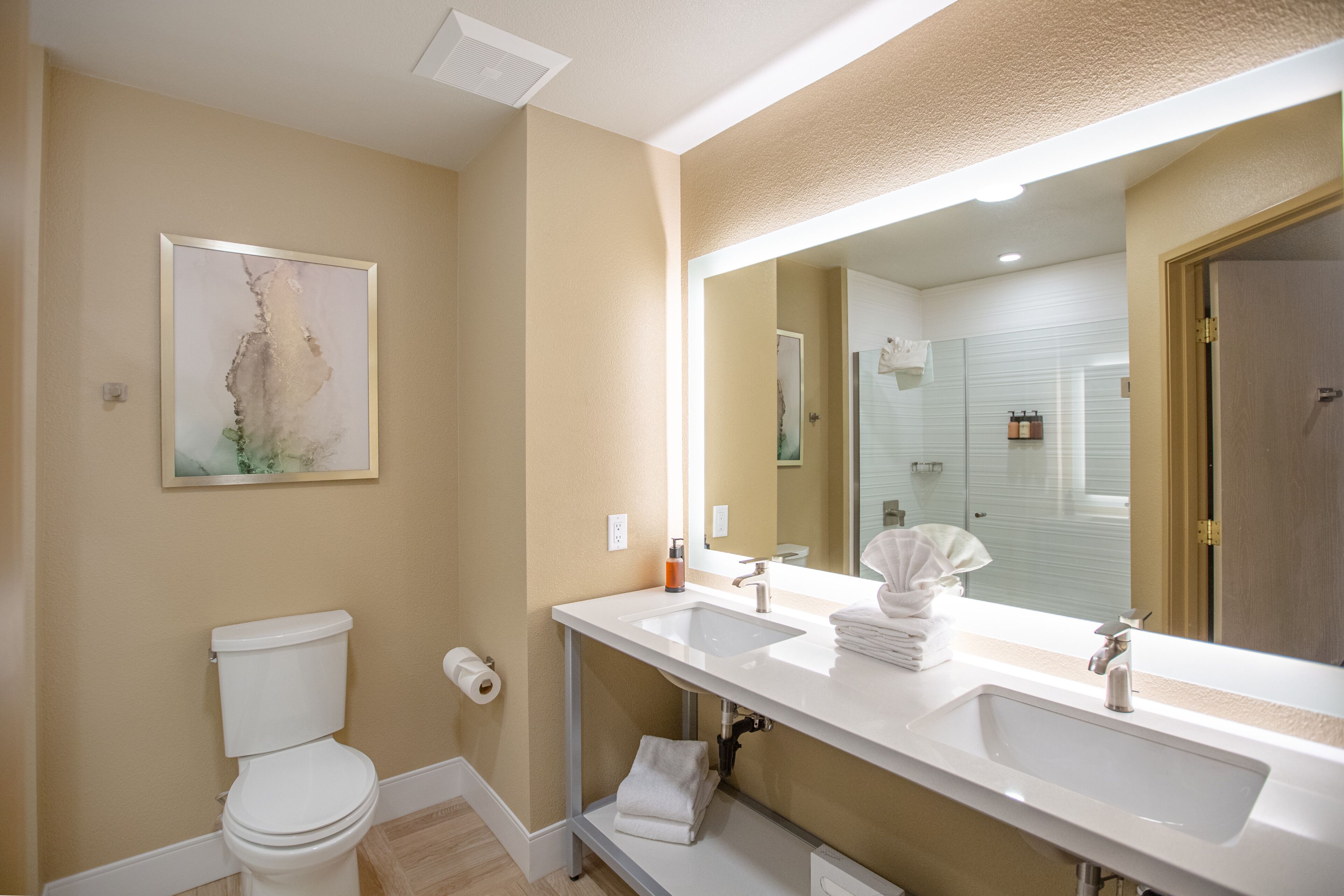 Suite, 2 Bedrooms | Bathroom
