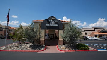 Entrada al alojamiento