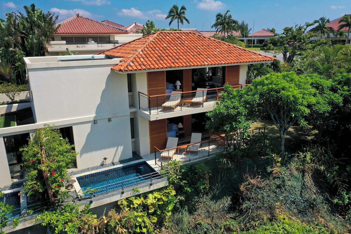 Deluxe Suite Room & Superior Suite Room, with Private Pool, Lounge access, Non Smoking, Age 13+ Only | 1 bedroom, minibar, in-room safe, blackout drapes