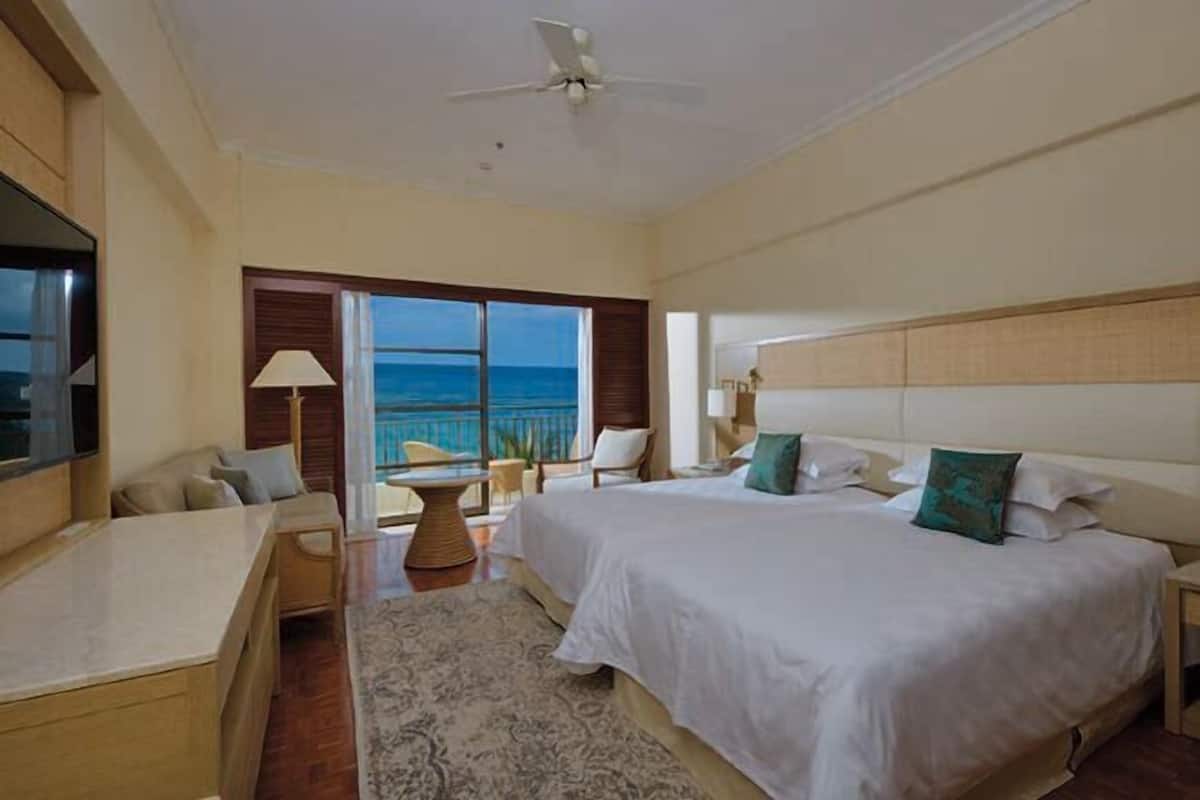 Minibar, in-room safe, blackout curtains, iron/ironing board