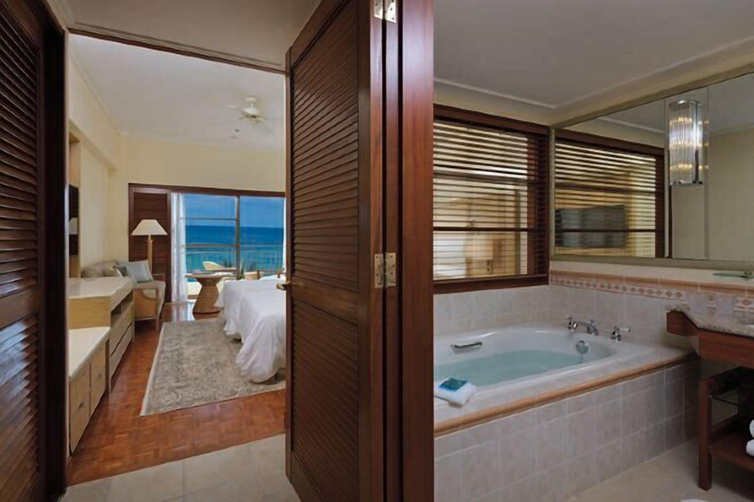 Minibar, in-room safe, blackout curtains, iron/ironing board