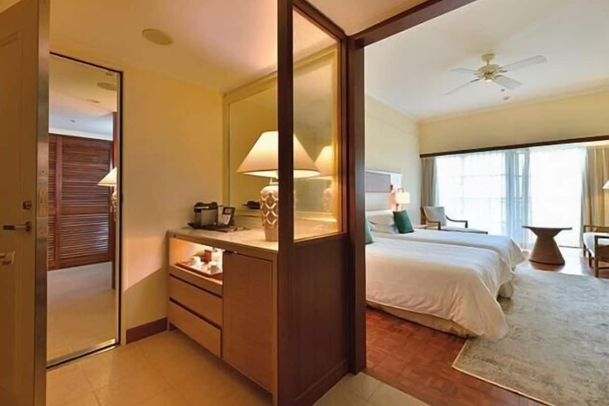 Minibar, in-room safe, blackout curtains, iron/ironing board