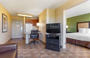 Suite, 1 King Bed with Sofa bed, Non Smoking | Desk, iron/ironing board, free WiFi, bed sheets - Extended Stay America Suites Denver Aurora North (Aurora)