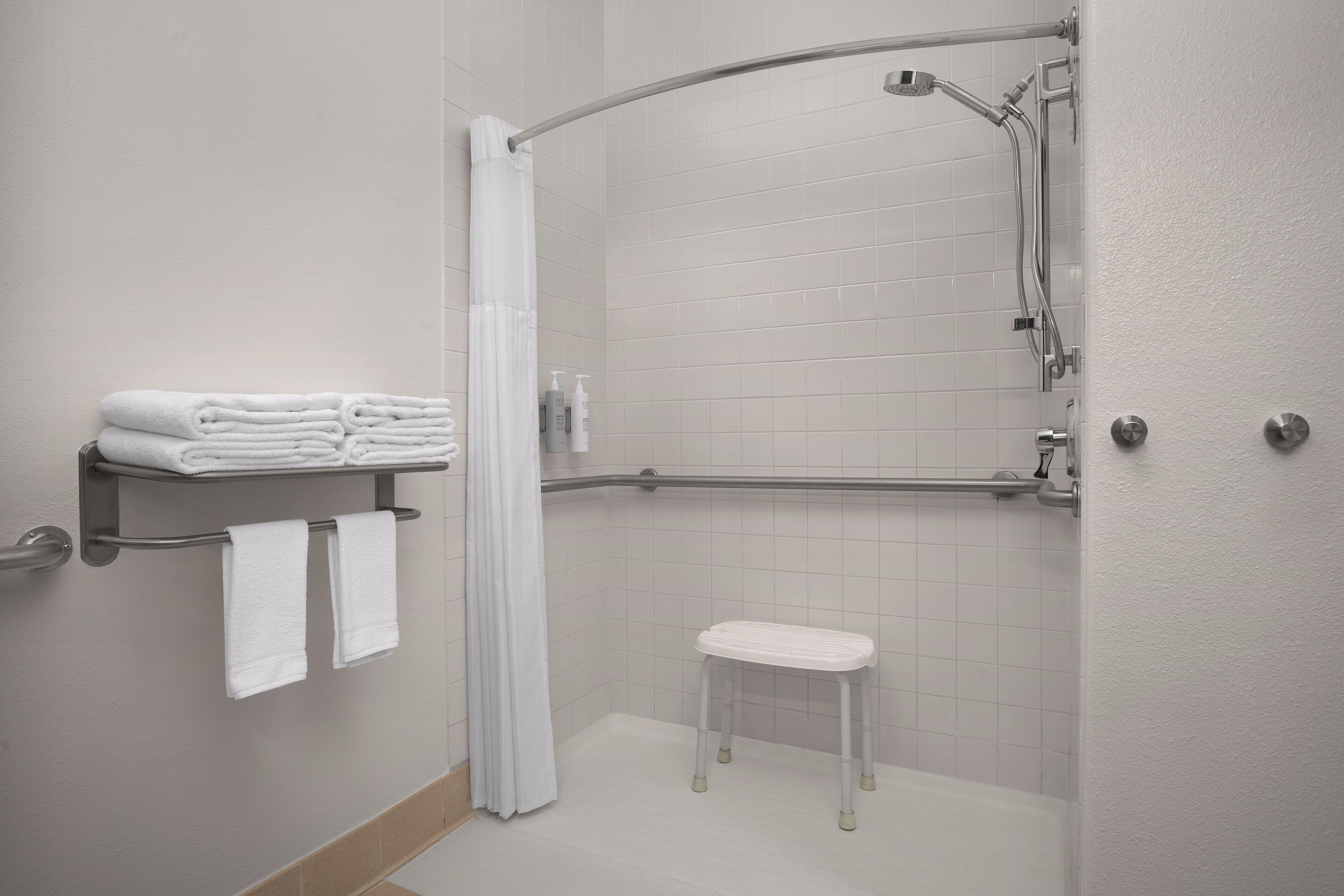 Room, 2 Queen Beds, Accessible (Mobility & Hearing, Roll-in Shower) | Bathroom