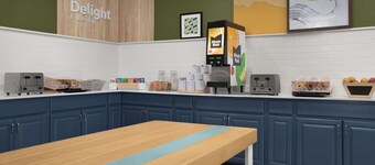 Spark by Hilton Lakewood Denver Southwest