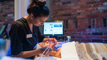 Couples treatment room(s), body treatments, hydrotherapy, aromatherapy