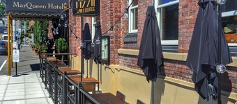 MarQueen Hotel