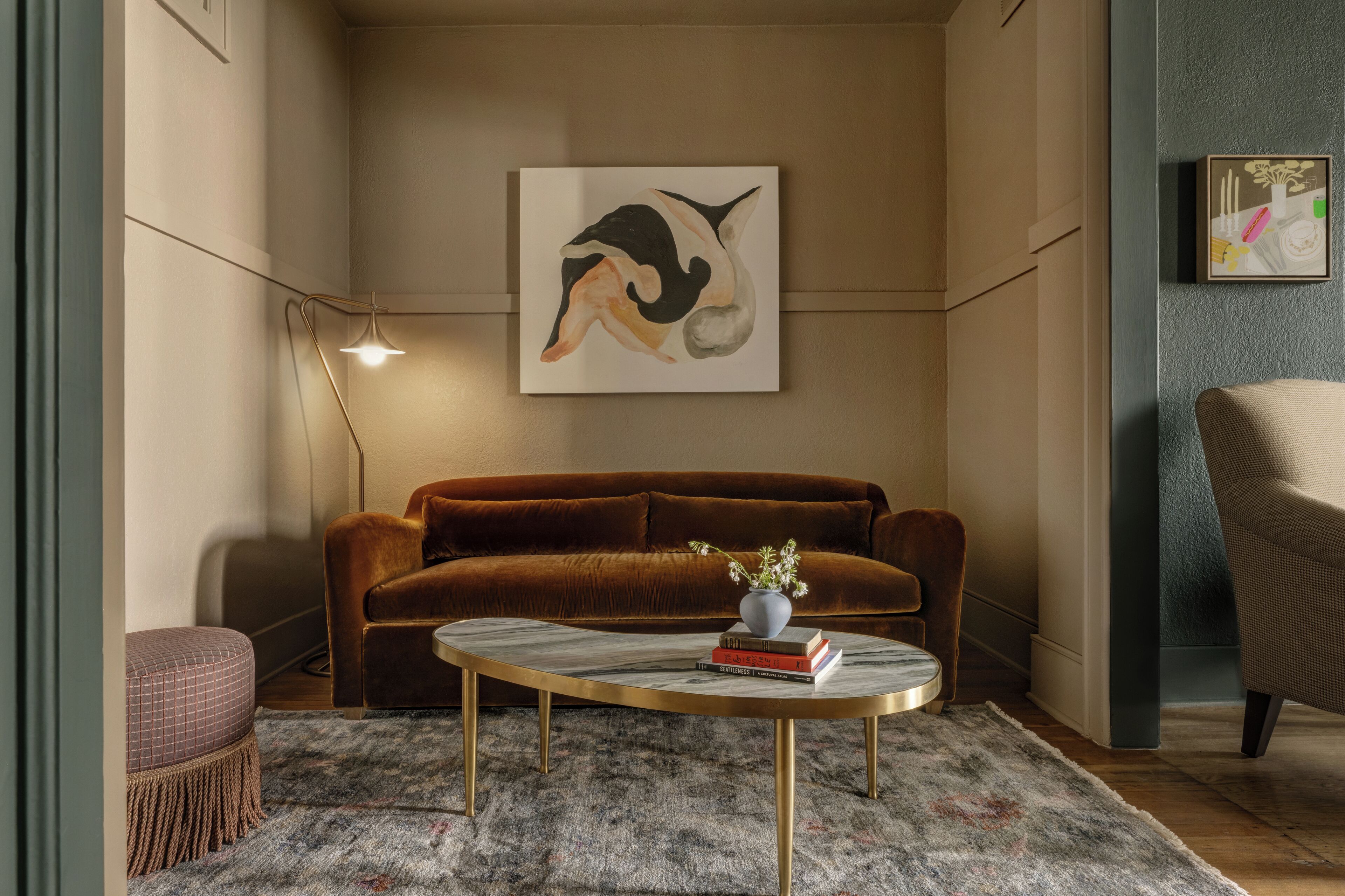 room, 1 king bed, corner | 1 bedroom, pillow-top beds, blackout curtains, iron/ironing board