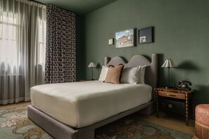 Room, 1 Queen Bed, Accessible | 1 bedroom, pillow-top beds, blackout curtains, iron/ironing board