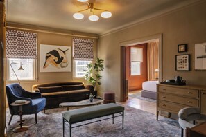 Suite, 1 King Bed (Queen Anne) | 1 bedroom, pillow-top beds, blackout curtains, iron/ironing board