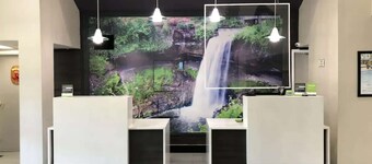 La Quinta Inn & Suites by Wyndham Minneapolis Northwest