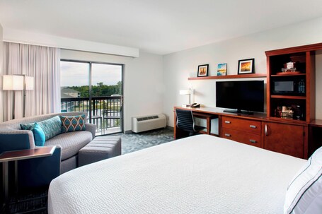 Courtyard by Marriott Myrtle Beach Barefoot Landing - Image 6