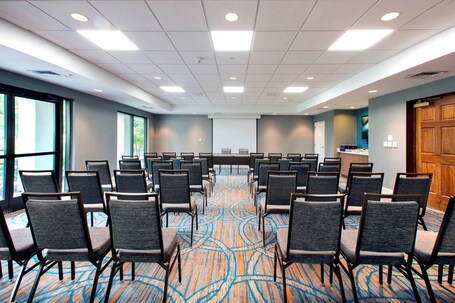 Courtyard by Marriott Myrtle Beach Barefoot Landing - Image 22