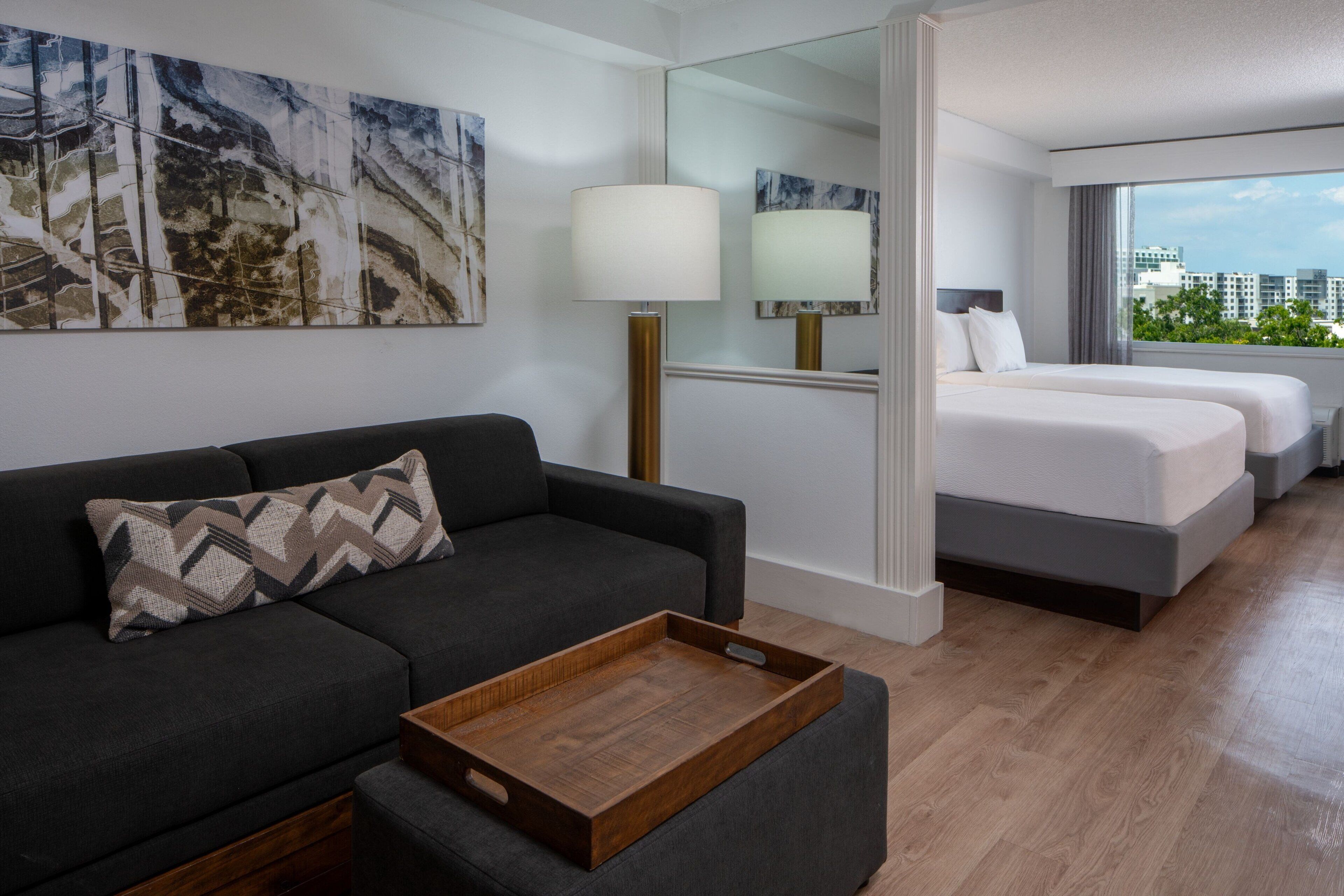 suite, 1 bedroom, non smoking | desk, blackout curtains, soundproofing, iron/ironing board