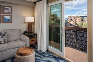 Villa, 1 Bedroom, Balcony | Premium bedding, in-room safe, blackout curtains, iron/ironing board - Marriott's Mountain Valley Lodge at Breckenridge (Breckenridge)