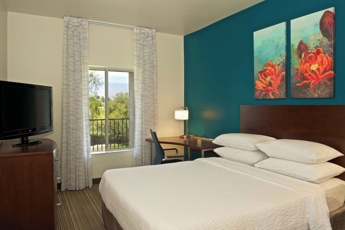 Suite, 2 Bedrooms, Balcony | Premium bedding, in-room safe, laptop workspace, blackout curtains