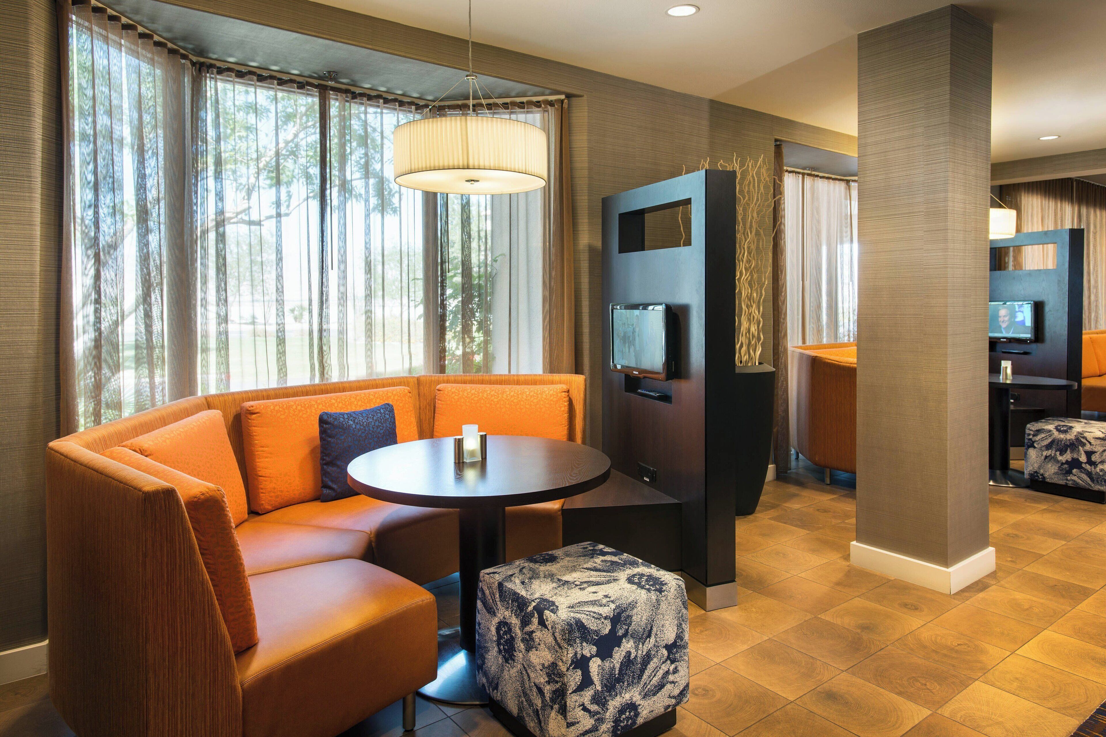 Foto - Courtyard Palm Desert