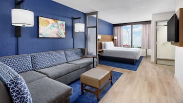 Room, 1 King Bed (High Floor) | Premium bedding, down duvets, pillow-top beds, in-room safe