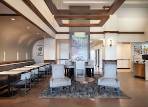 Lobby - Hyatt Place Lakeland Center (Lakeland)