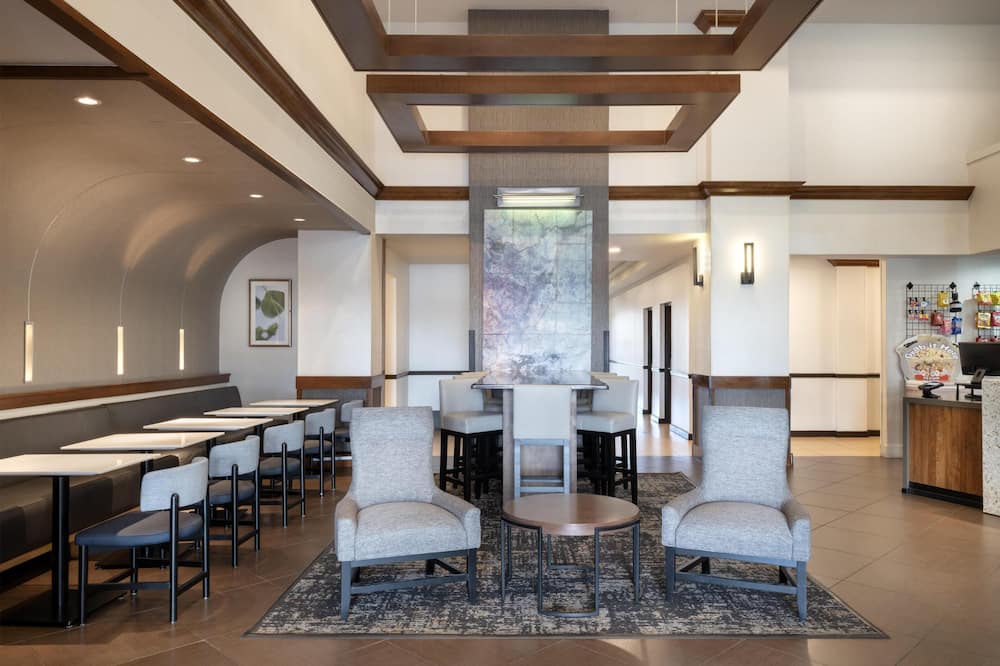 Hyatt Place Lakeland Center