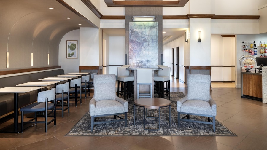 Hyatt Place Lakeland Center