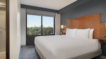 Premium bedding, pillowtop beds, in-room safe, desk