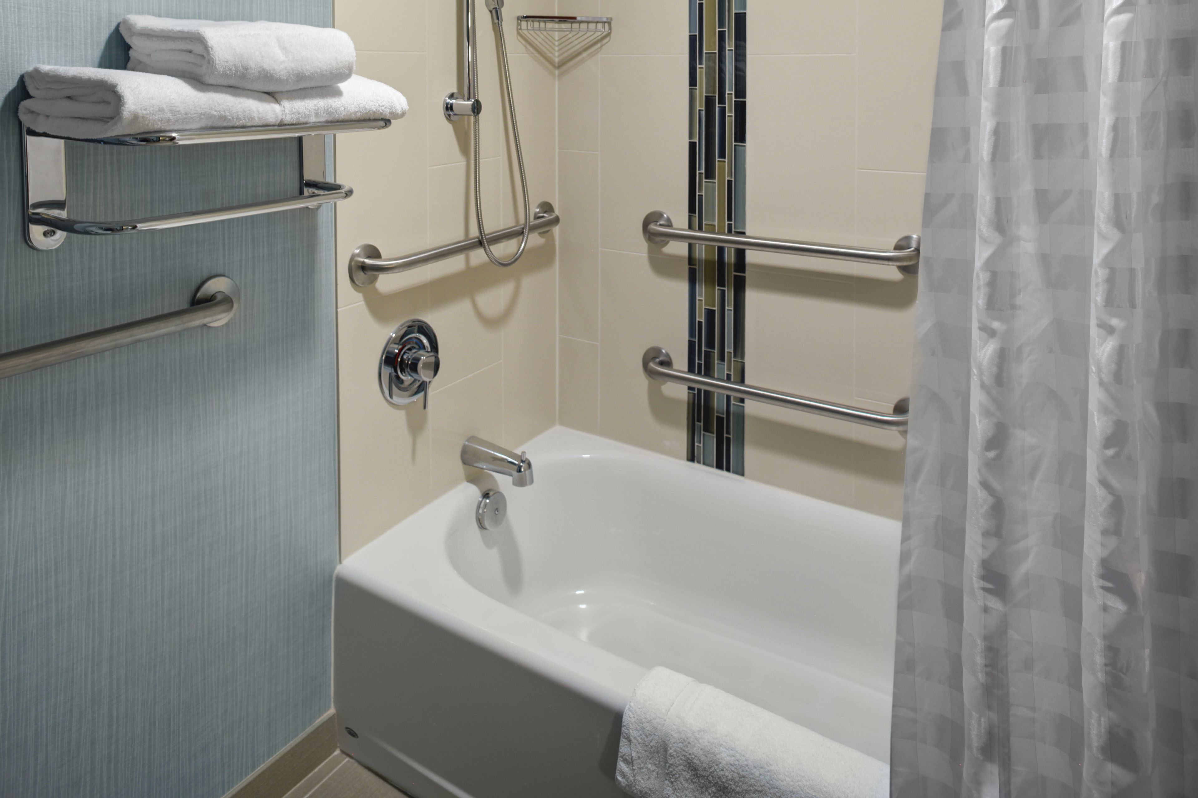 room, 1 king bed, accessible, bathtub | bathroom | combined shower/bathtub, designer toiletries, hair dryer, towels