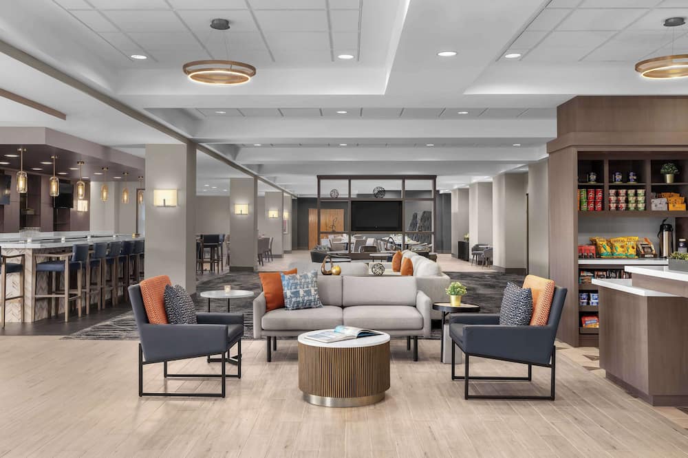 DoubleTree by Hilton Las Vegas Airport