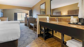 Suite, 2 Queen Beds, Non Smoking, River View (with Sofabed) | Premium bedding, pillowtop beds, desk, laptop workspace