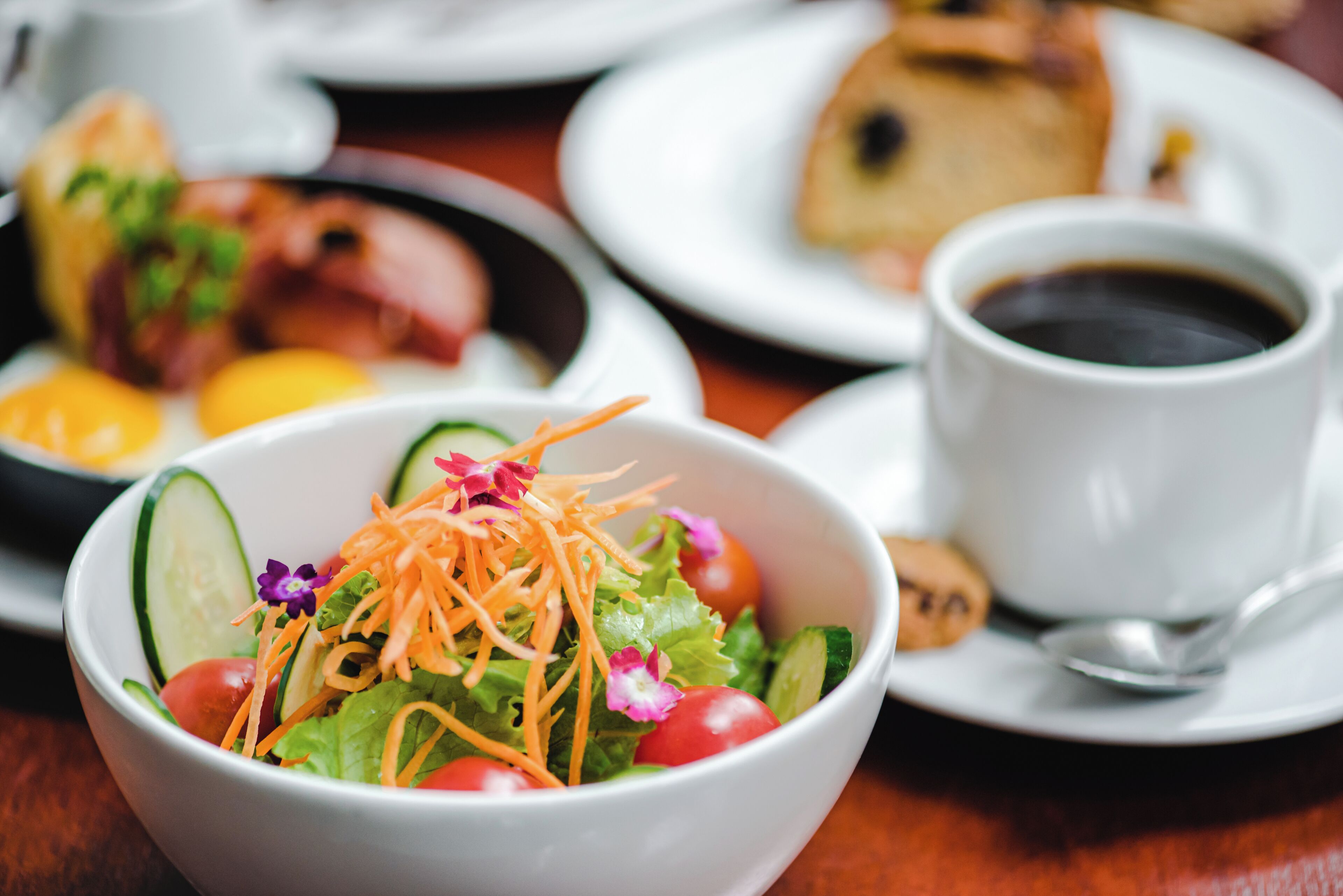 Päivittäinen buffetaamiainen maksusta