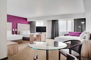 Premium bedding, minibar, in-room safe, desk - Crowne Plaza Lima by IHG (Lima)