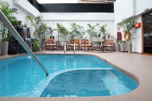Outdoor pool, sun loungers