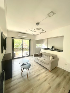 Superior Double Room | Living area | TV