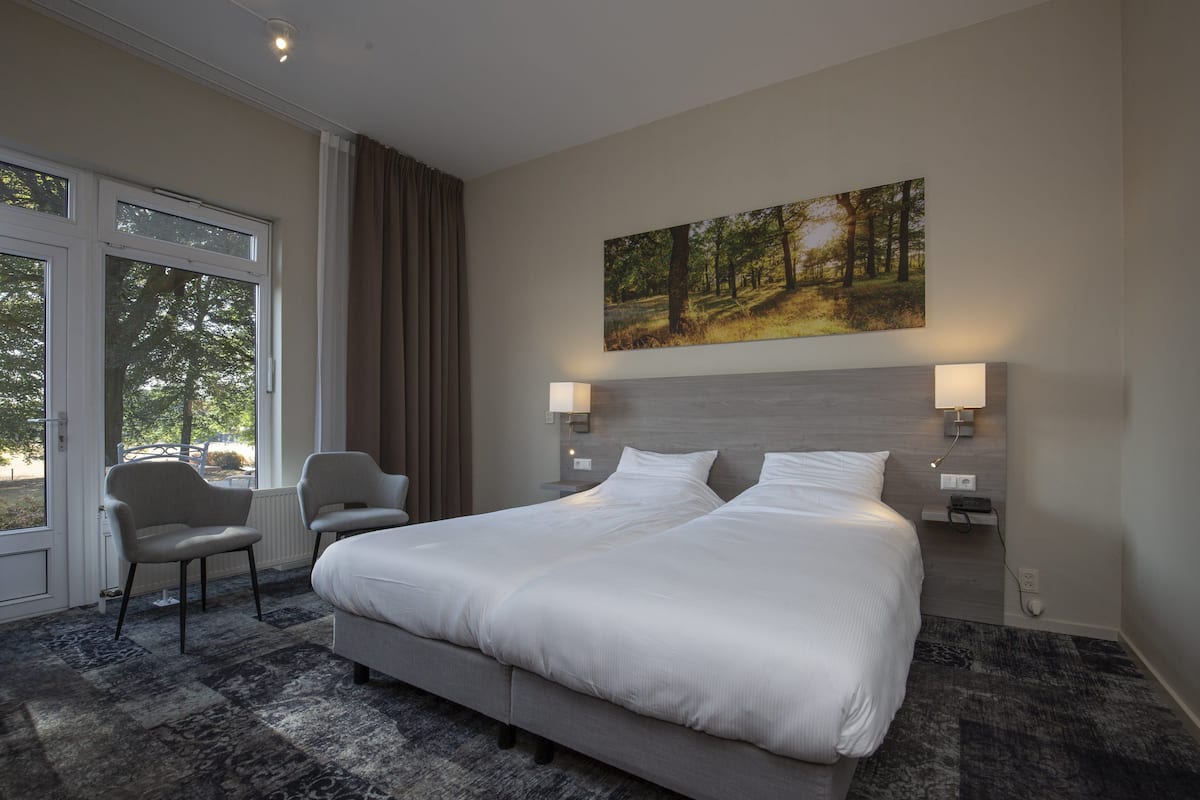Chambre Double Confort, terrasse, vue jardin