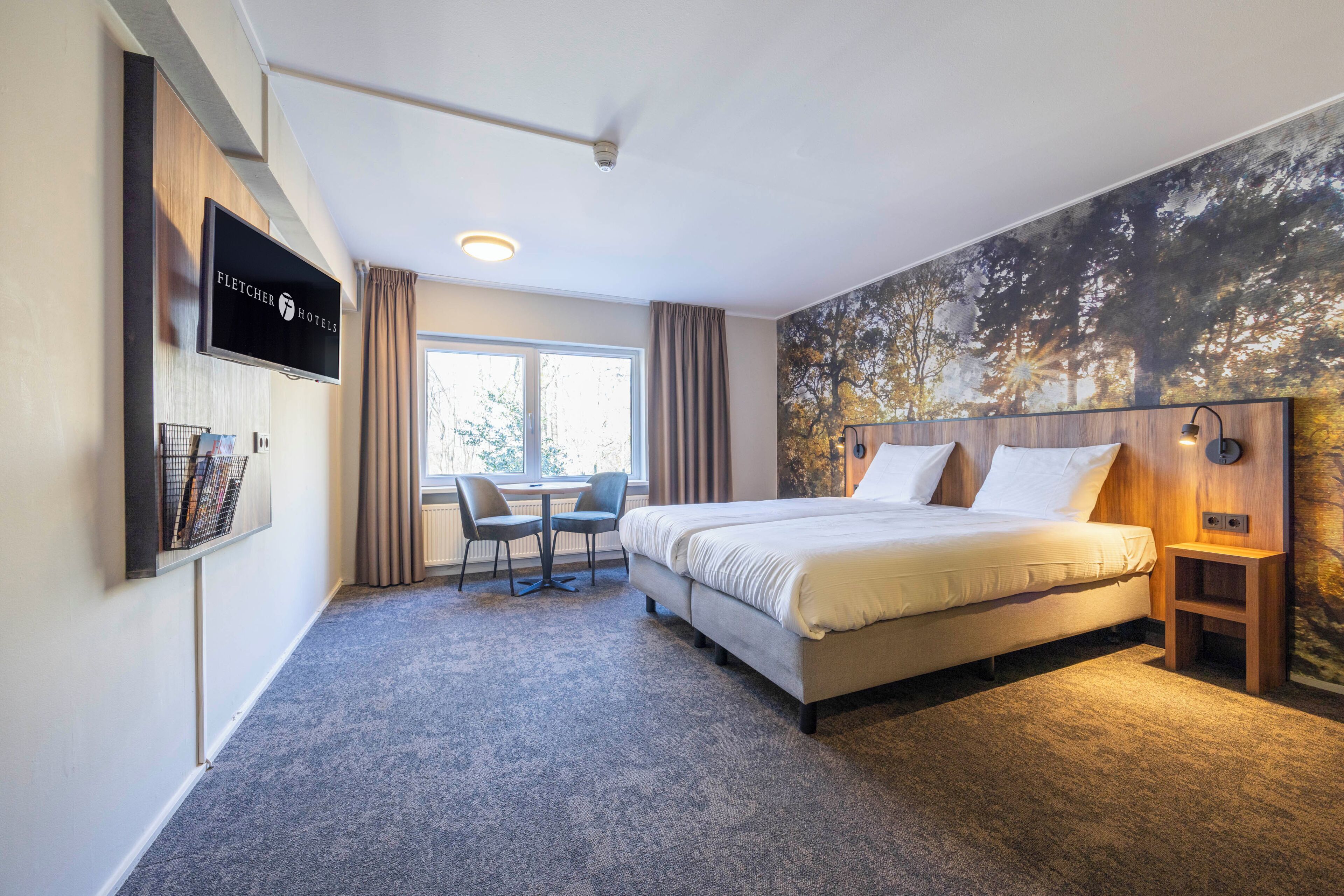 In-room safe, iron/ironing board, cribs/infant beds, rollaway beds