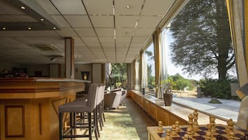 Bar (en la propiedad)