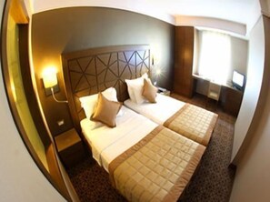 Room - Madison Hotel (Istanbul)