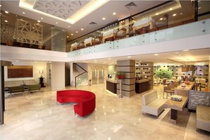 Lobby - Madison Hotel (Istanbul)