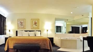 Standard Room, 1 King Bed, Non Smoking, Jetted Tub | In-room safe, desk, laptop workspace, blackout curtains