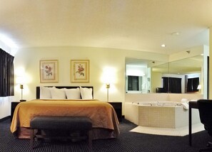 Standard Room, 1 King Bed, Non Smoking, Jetted Tub