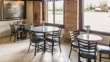 Free daily self-serve breakfast