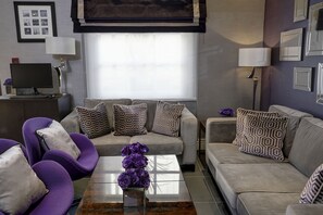 Standardværelse - 1 enkeltseng - ikke-ryger - i anneksbygning | Pengeskab på værelset, skrivebord, lydisolering, strygejern/strygebræt