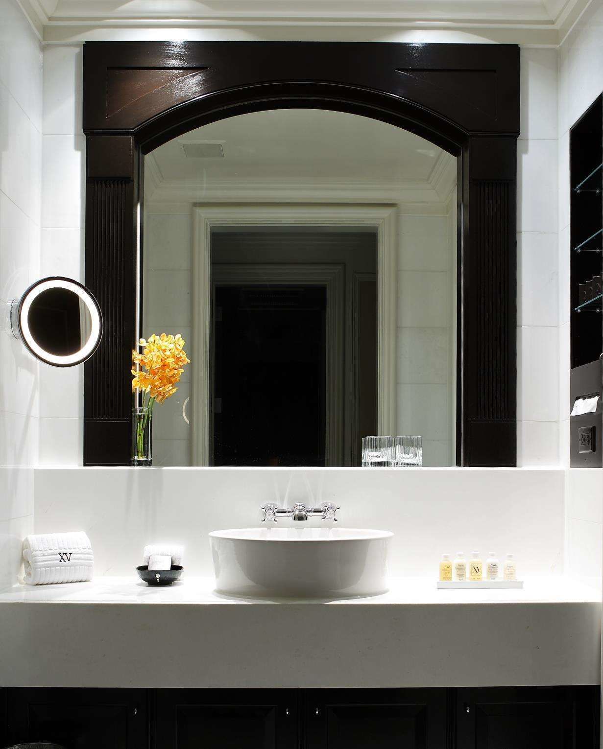 shower, free toiletries, hair dryer, bathrobes