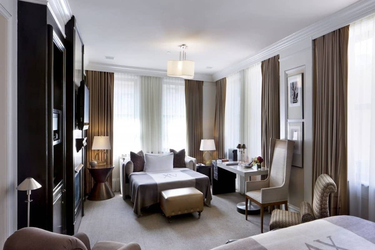 Frette Italian sheets, premium bedding, minibar, in-room safe