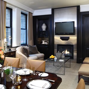 Frette Italian sheets, premium bedding, minibar, in-room safe