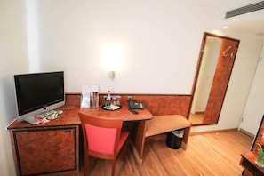 Minibar, coffre-fort, bureau, système d’insonorisation